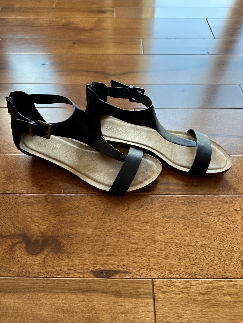 Kenneth Cole Reaction Navy Open-Toe Ankle-Strap Sandals